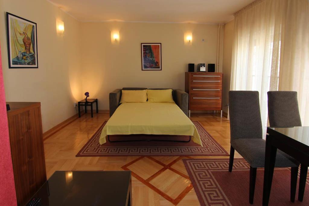 Central Apartments Belgrade Chambre photo