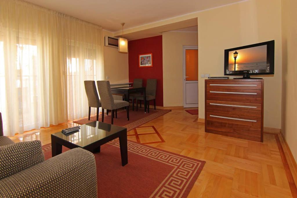 Central Apartments Belgrade Chambre photo